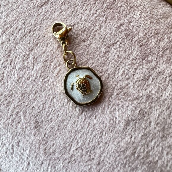 Sea Turtle Charm 18K Gold PVD Stainless Steel w/ Lobster Claw Clasp - Picture 6 of 10